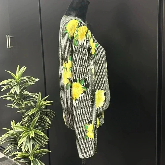 INC Crisscross V-neck, long wide sleeve shirred waist,floral lightweight - Picture 5 of 11